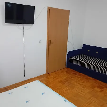 Apartment Lata