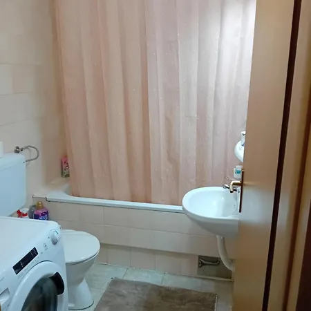 Lata Apartment *